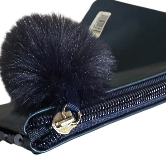 🌺 Boutique NWT Navy Blue Sequin Pom Pom Makeup Bag S Glam Pouch Cosmetic Travel - Picture 3 of 5